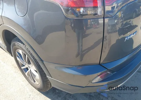 2017 Toyota Rav4 Hybrid Xle из США, поврежденный, VIN JTMRJREV3HD110591